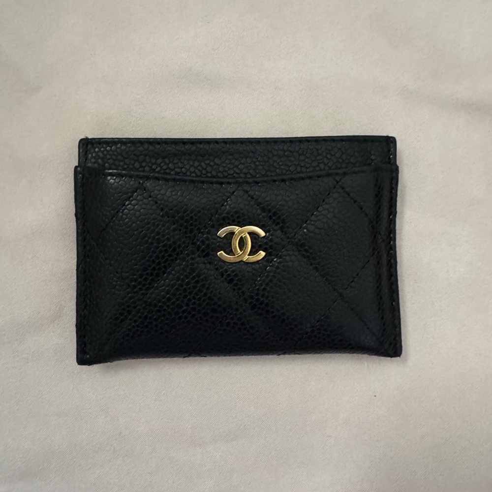 CHANEL Quilted Black Card Holder with Gold Logo